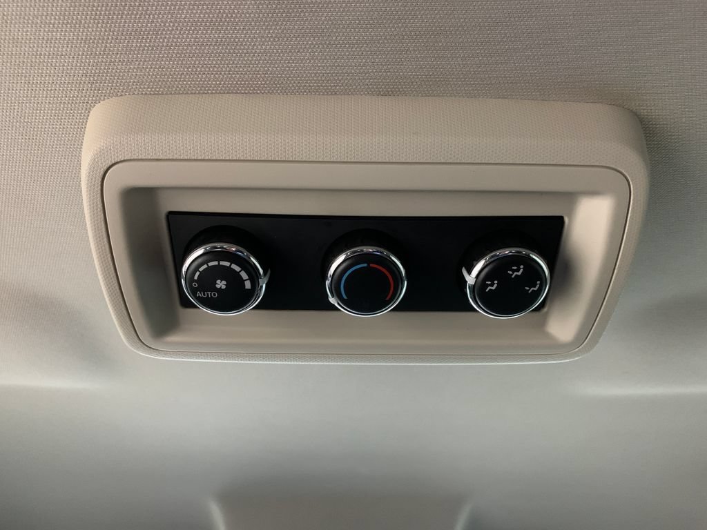 Used 2017 Dodge Journey Crossroad w/ Popular Equipment Group FWD image 17