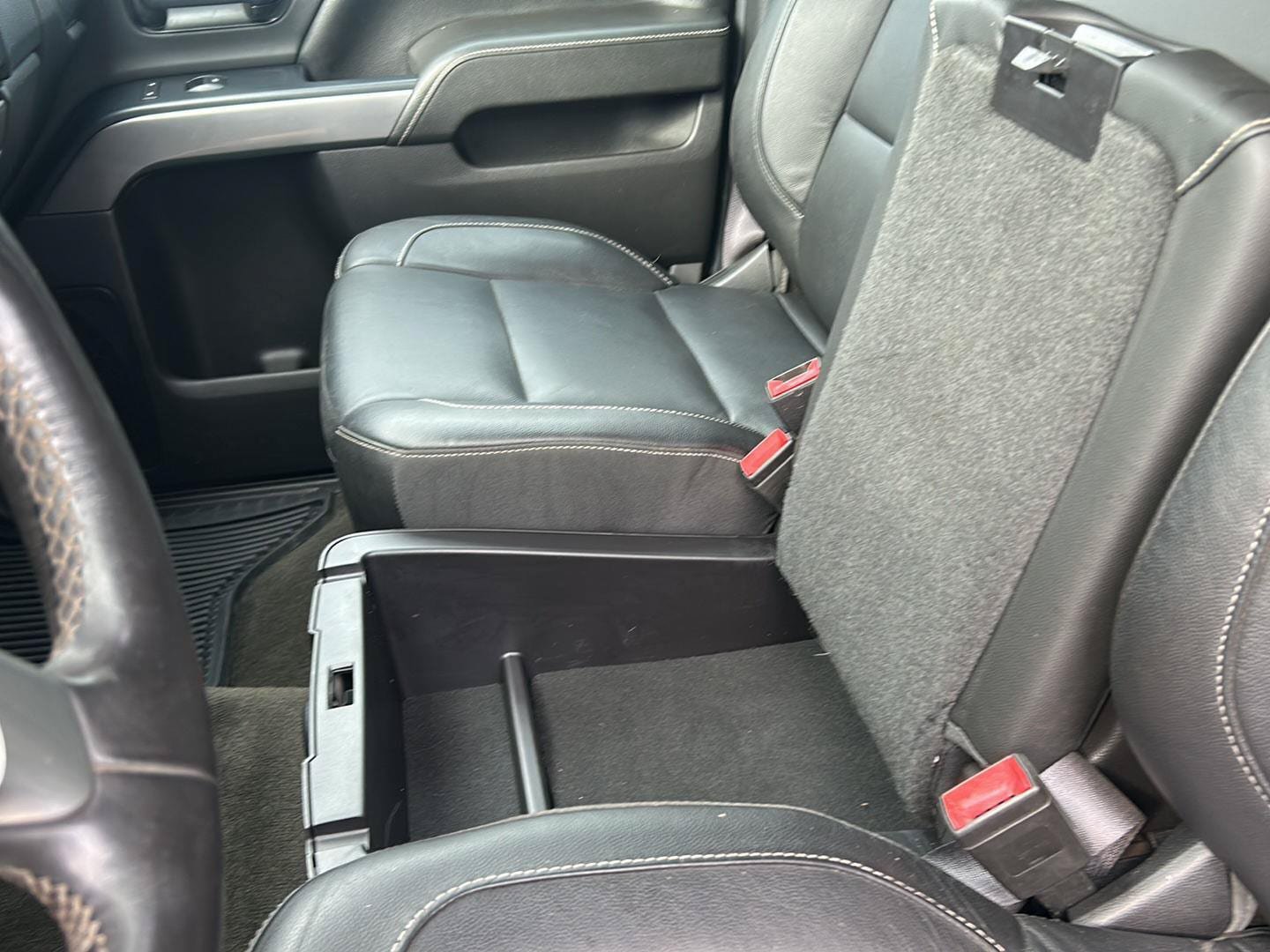 Used 2015 Chevrolet Silverado 2500 LT w/ LT Convenience Package AWD/4WD image 17