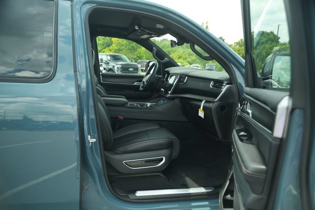 New 2026 Jeep Grand Wagoneer L Summit AWD/4WD image 19