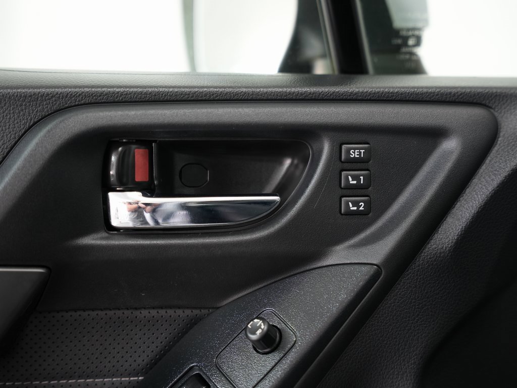 Used 2017 Subaru Forester 2.5i Touring w/ Protection Package #2 image 53