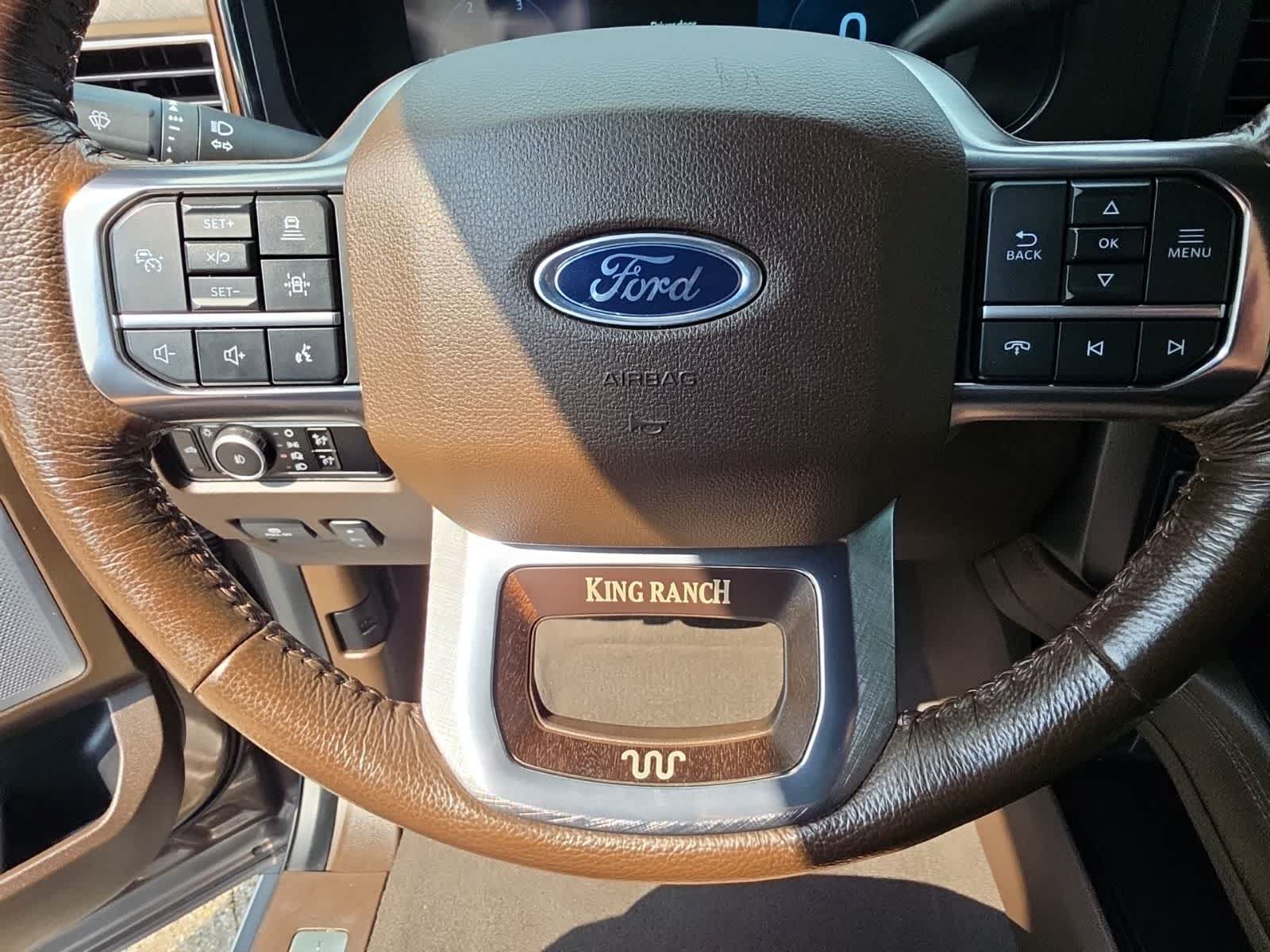 Used 2023 Ford F450 King Ranch w/ Chrome Package AWD/4WD image 27