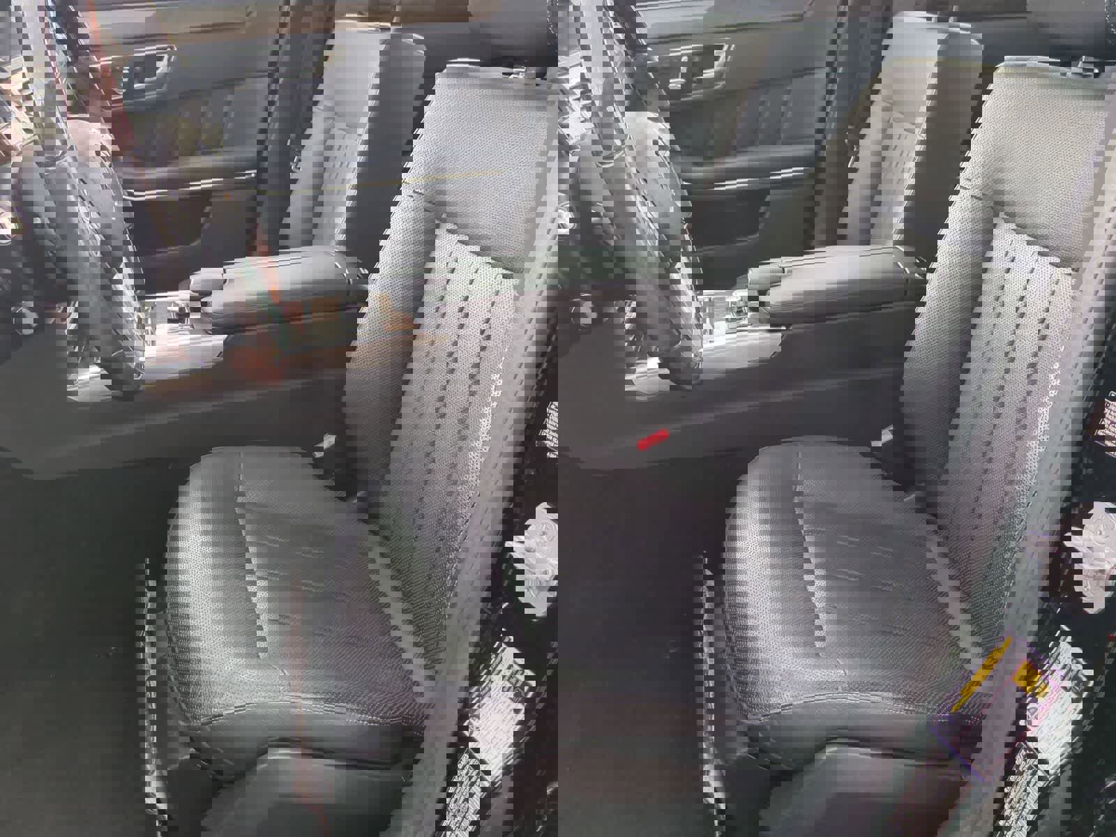 Used 2014 Mercedes-Benz E 550 4MATIC Sedan image 15