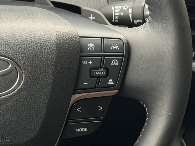 Used 2025 Toyota Crown Signia w/ Advanced Technology Package AWD/4WD image 15