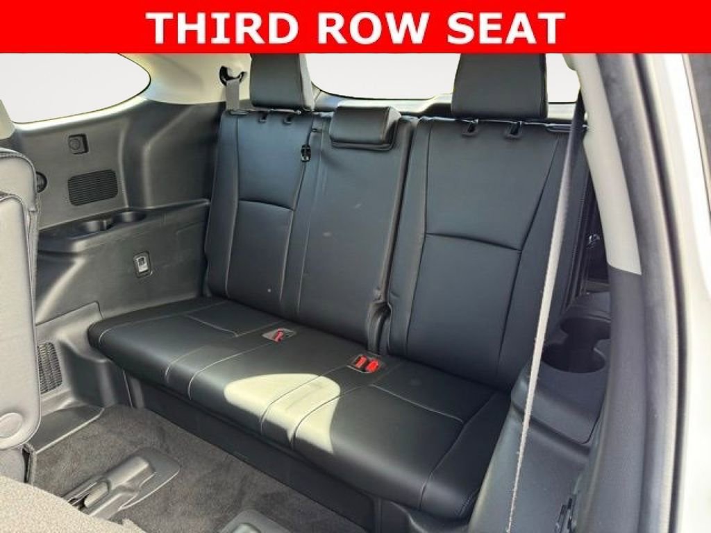 Used 2023 Toyota Highlander Limited AWD/4WD image 13