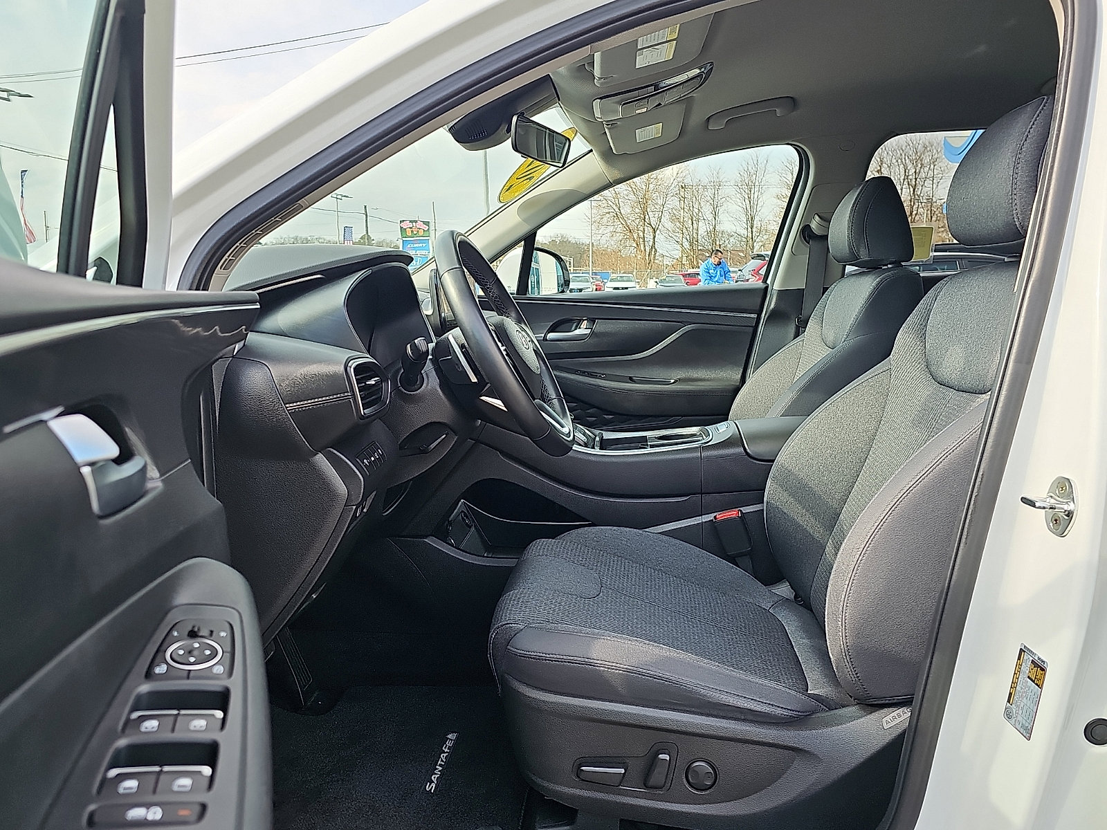 Used 2023 Hyundai Santa Fe SEL image 14