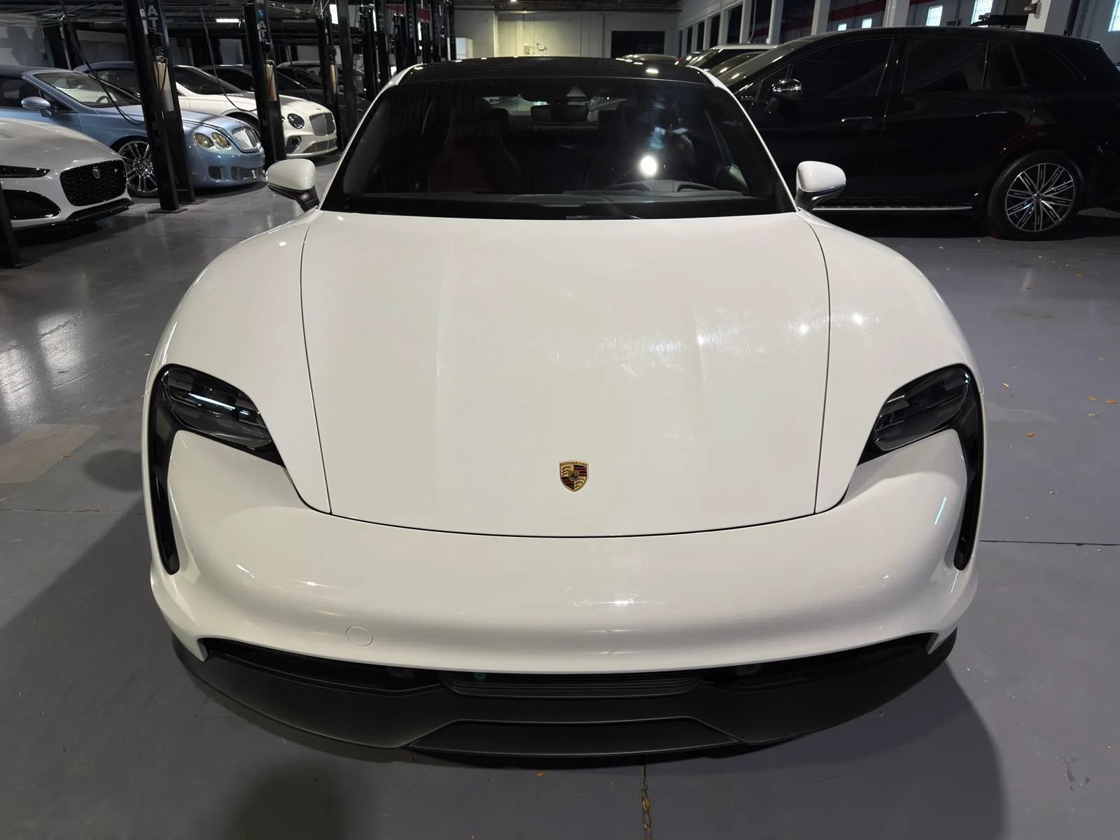 Used 2022 Porsche Taycan RWD image 35