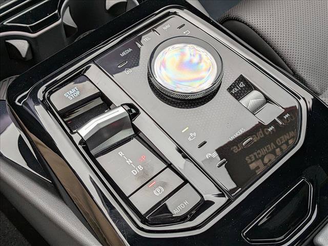 Certified 2025 BMW i5 M60 AWD/4WD image 12