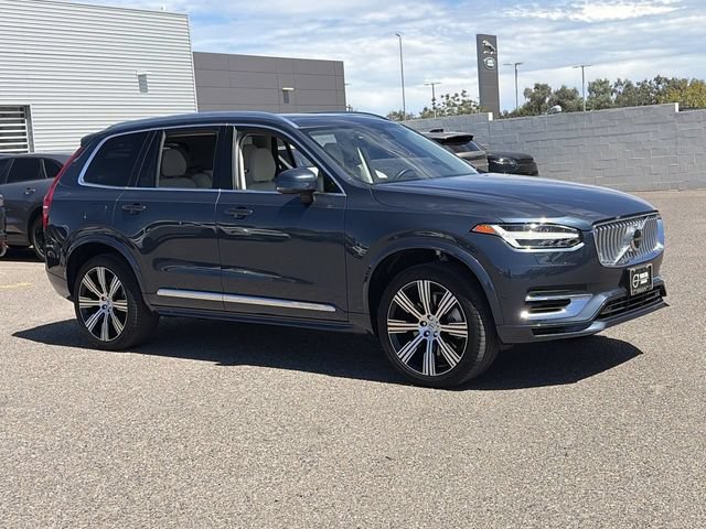Used 2024 Volvo XC90 T8 Plus w/ Protection Package Premier AWD/4WD image 4