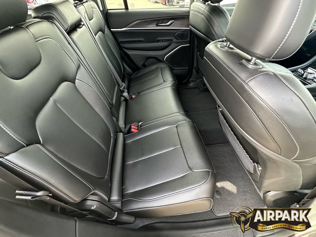 New 2023 Jeep Grand Cherokee 4WD 4xe image 13