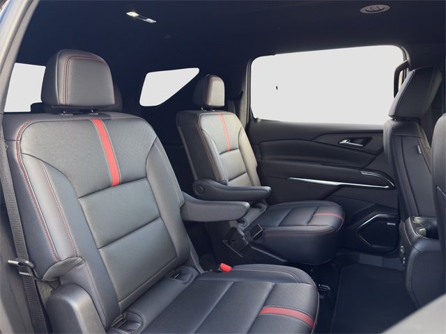 Used 2026 Chevrolet Traverse RS image 17