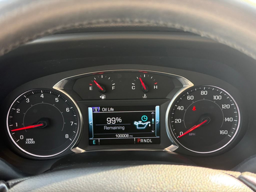 Used 2017 GMC Acadia SLT w/ LPO, Cargo Package FWD image 28