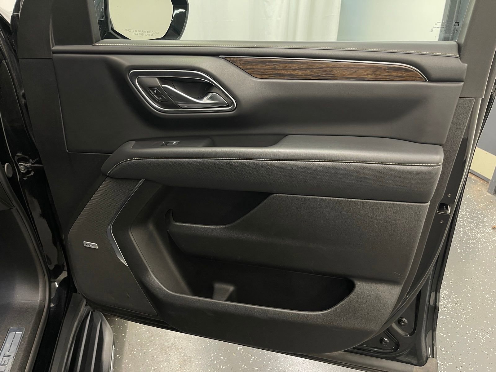 Used 2024 Chevrolet Tahoe Premier image 8