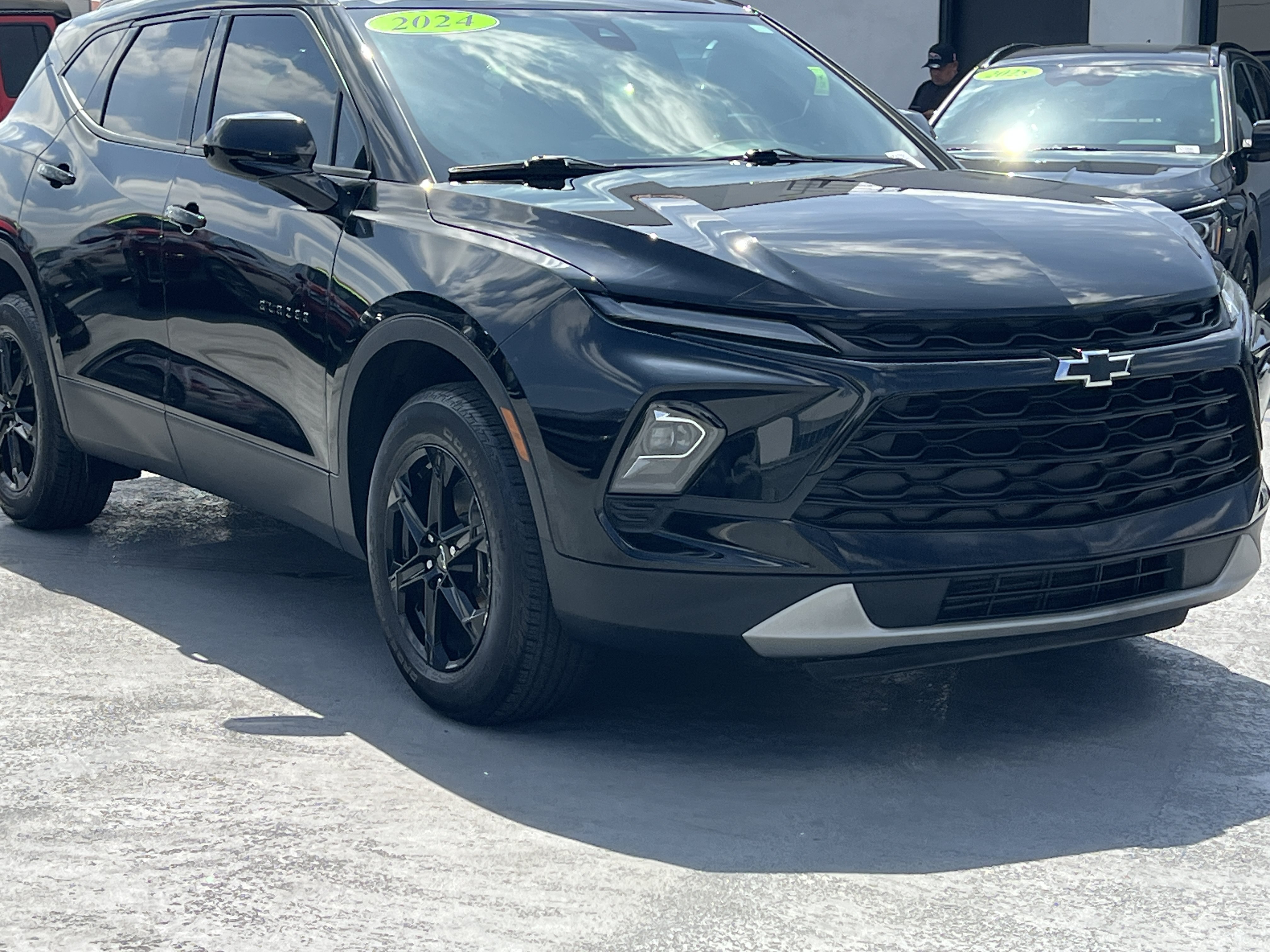 Used 2024 Chevrolet Blazer LT w/ Convenience Package FWD image 11