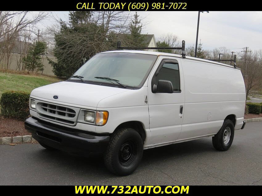 Used 2002 Ford E-150 and Econoline 150 RWD image 1