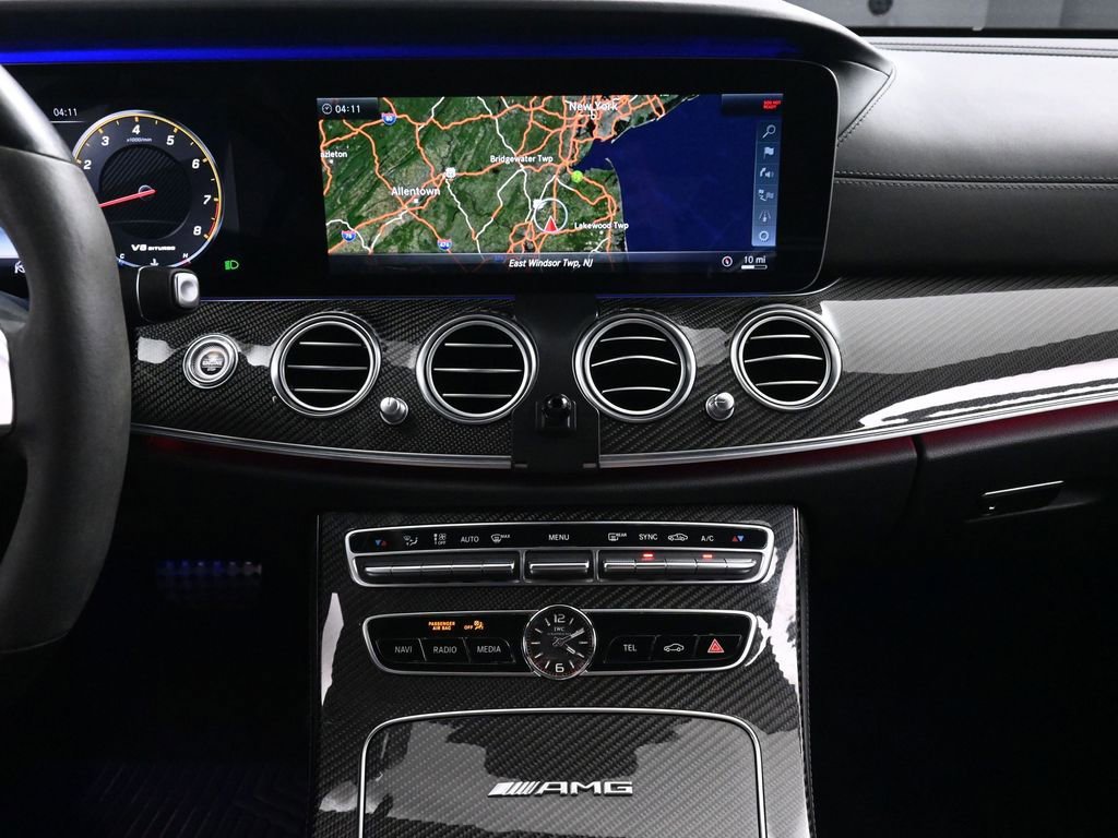 Used 2018 Mercedes-Benz E 63 AMG S image 33