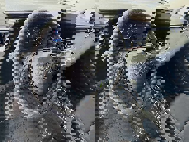 Certified 2024 Toyota Corolla LE image 9