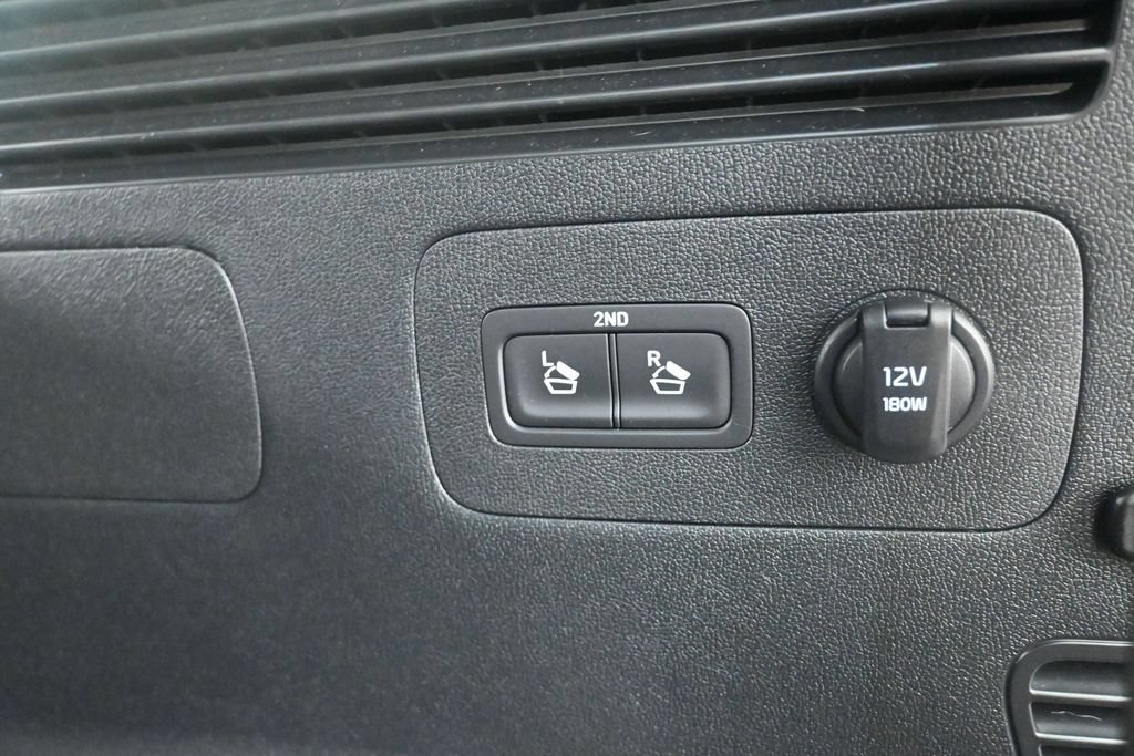 Used 2025 Kia Sorento S w/ Panoramic Sunroof Package FWD image 37
