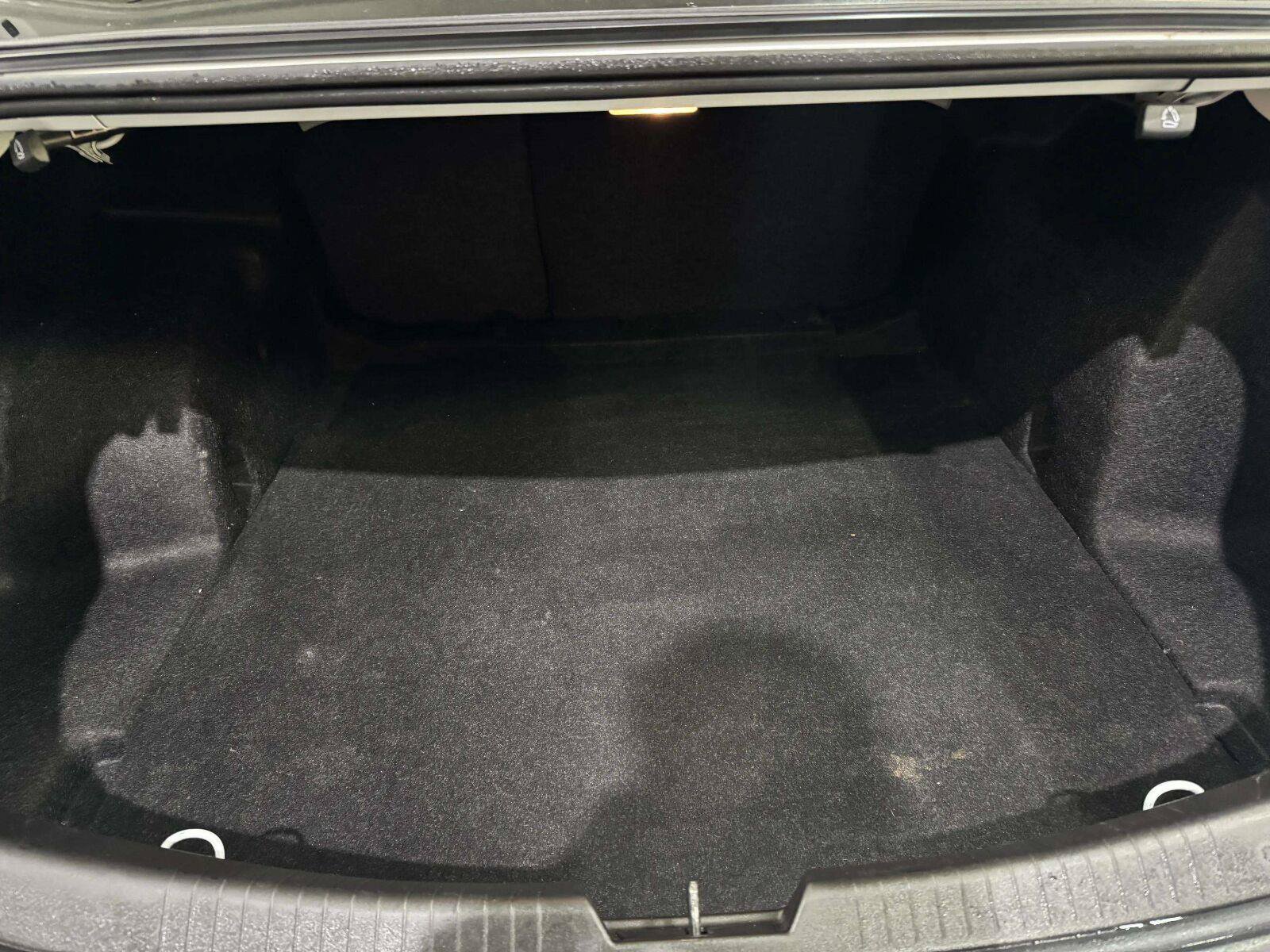 Used 2017 Chevrolet Malibu LS FWD image 17