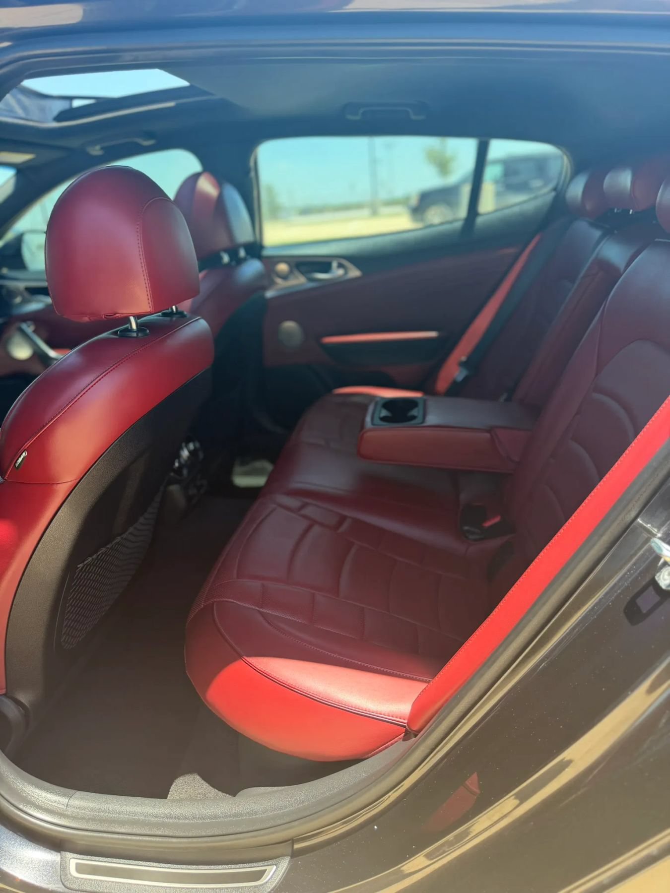 Used 2022 Kia Stinger GT2 w/ Red Interior Color Package RWD image 30