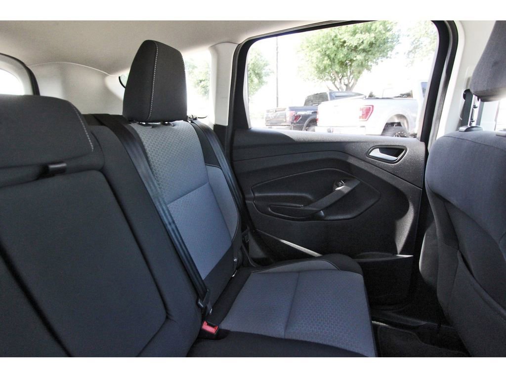 Used 2019 Ford Escape SE FWD image 13
