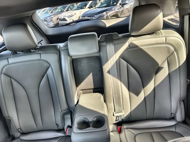 Used 2021 Lincoln Nautilus Reserve w/ Monochromatic Package image 31