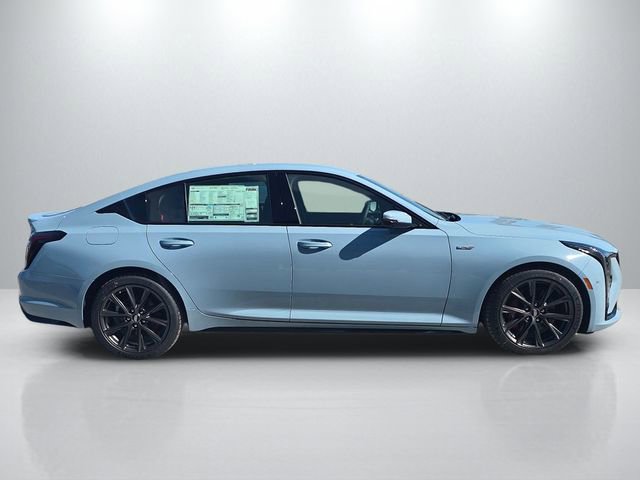 New 2026 Cadillac CT5 V image 4