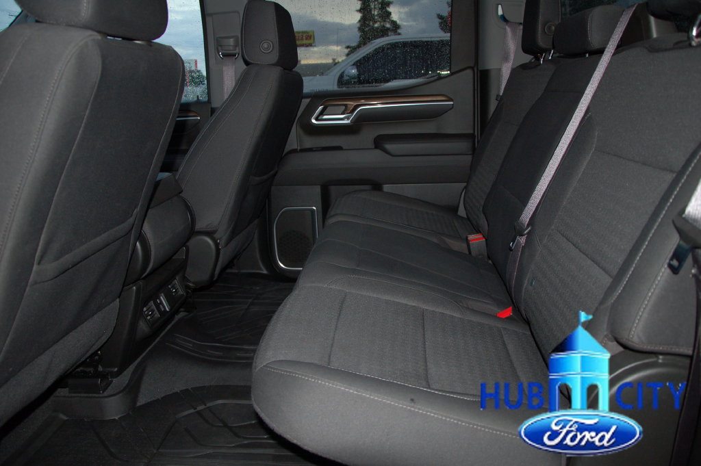 Used 2022 Chevrolet Silverado 1500 LT RWD image 12