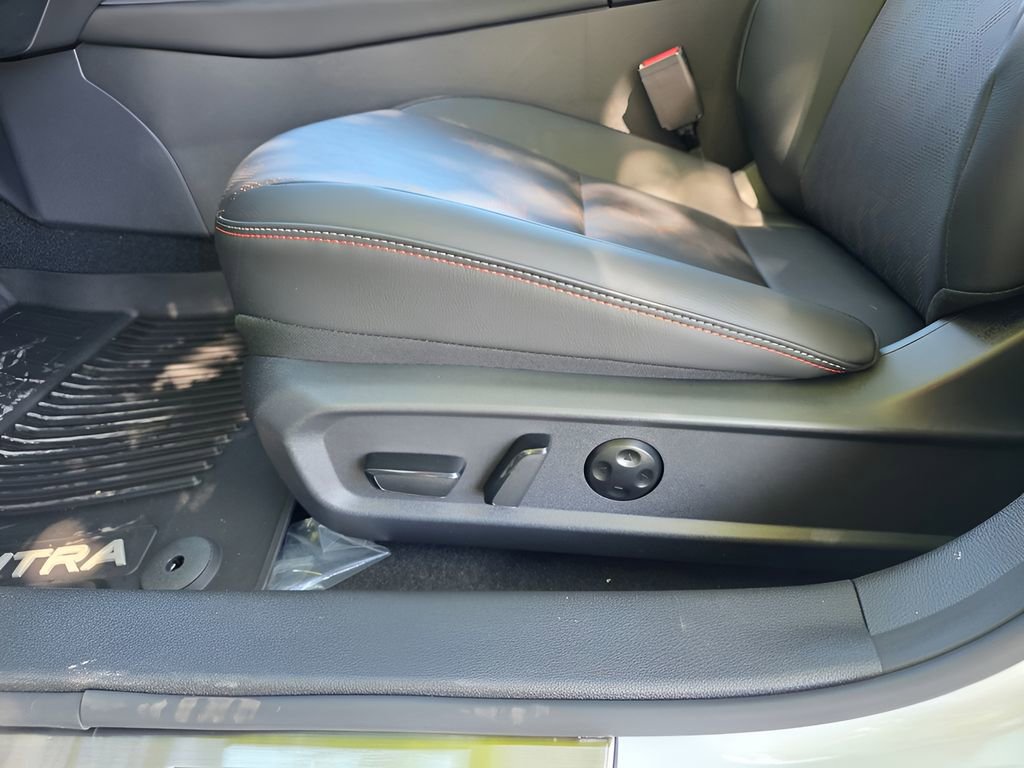 New 2026 Nissan Sentra SR image 17