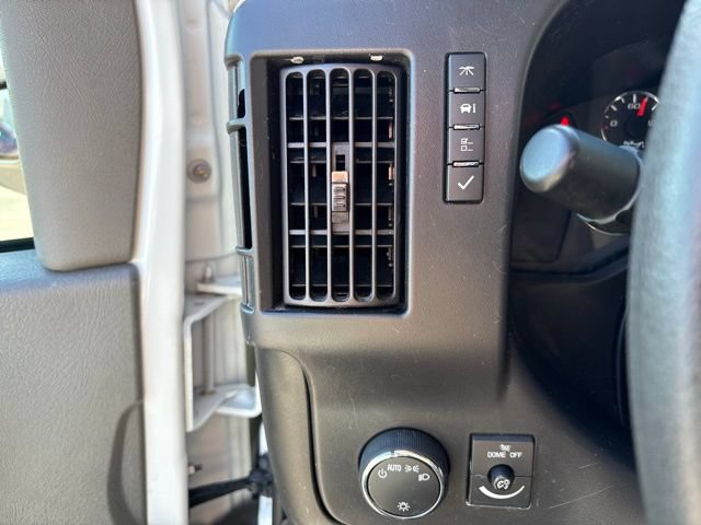Used 2024 Chevrolet Express 2500 w/ Driver Convenience Package RWD image 27