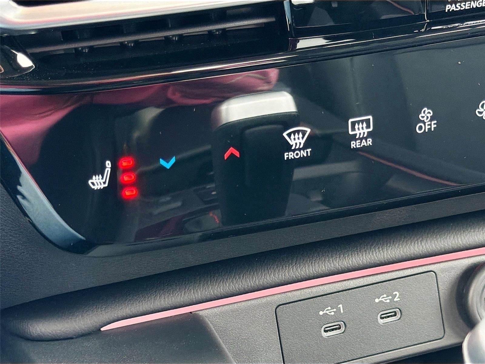 New 2026 Nissan Sentra SR w/ SR Premium Package FWD image 20