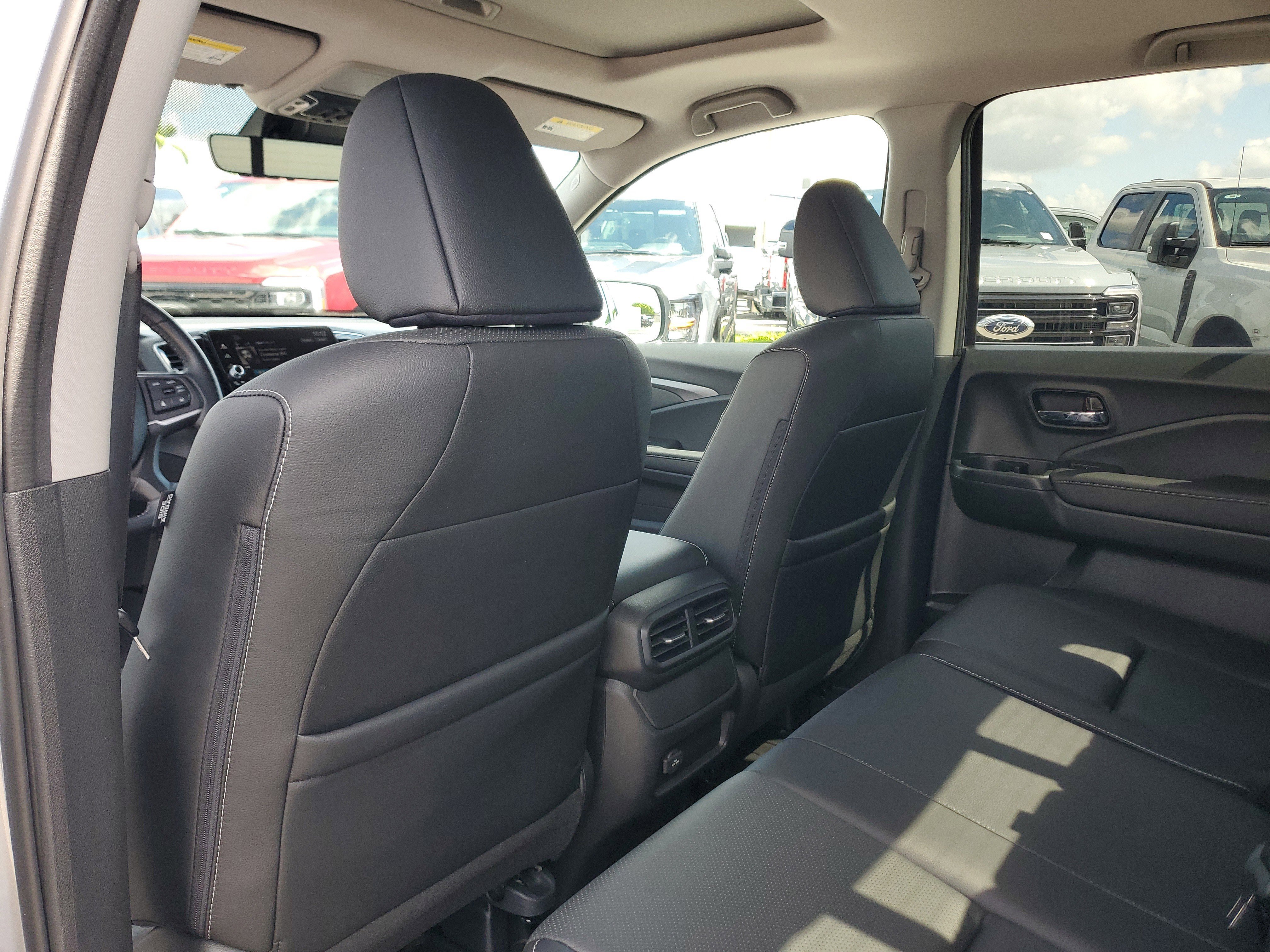 Used 2025 Honda Ridgeline RTL image 14
