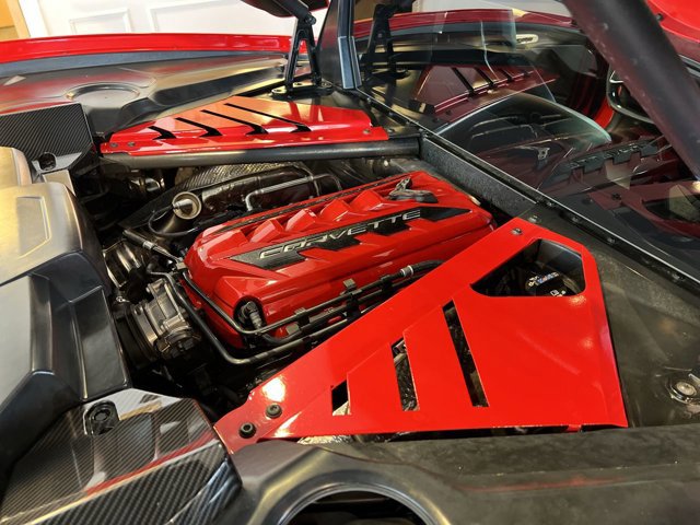 Used 2024 Chevrolet Corvette Stingray Preferred Cpe w/ 2LT image 28