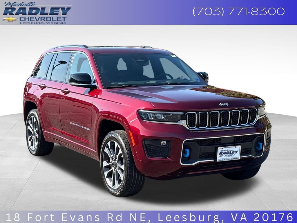 Used 2023 Jeep Grand Cherokee Overland AWD/4WD image 8