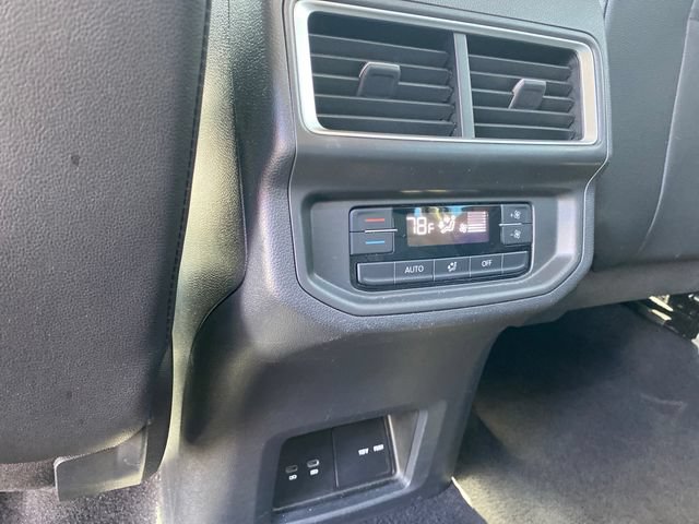 Used 2024 Volkswagen Atlas SE AWD/4WD image 18