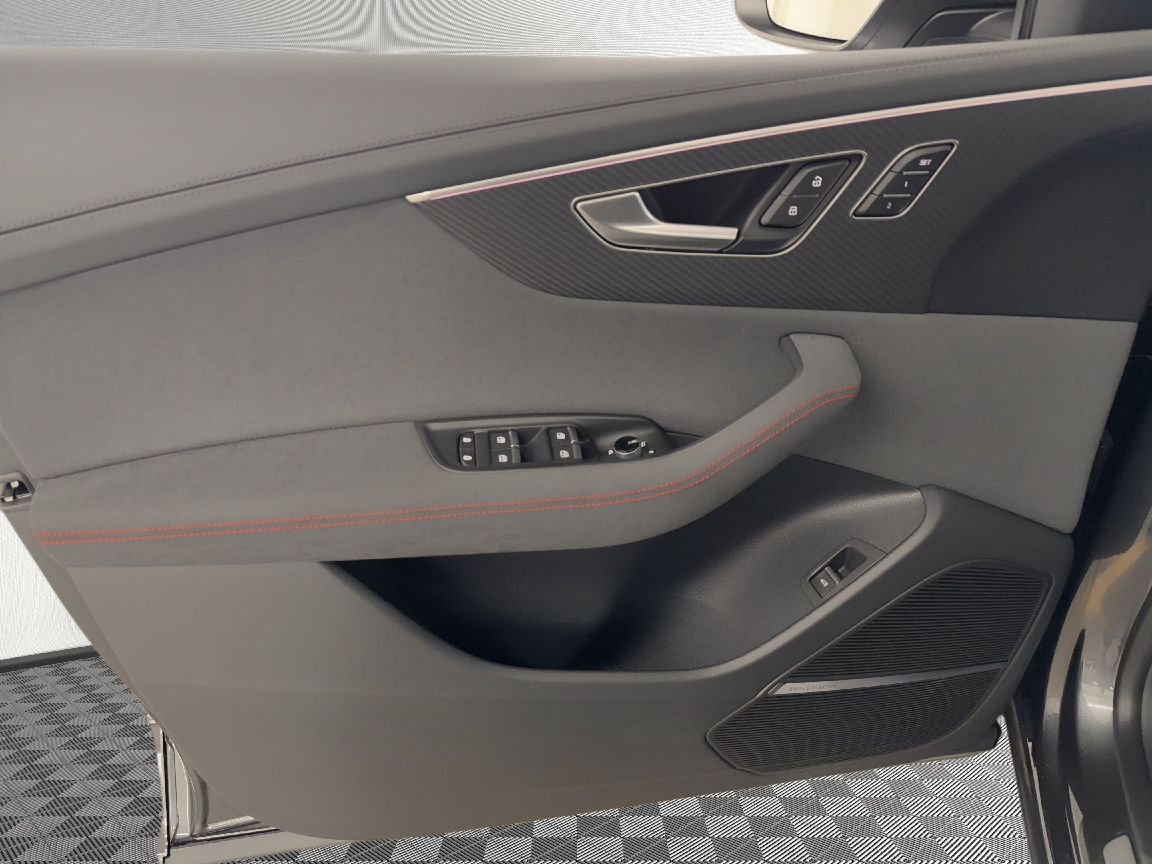 New 2026 Audi RS Q8 performance AWD/4WD image 14