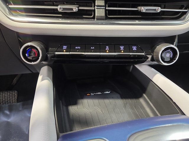 New 2026 Chevrolet Equinox EV LT w/ LPO, All-Weather Mat Package FWD image 24
