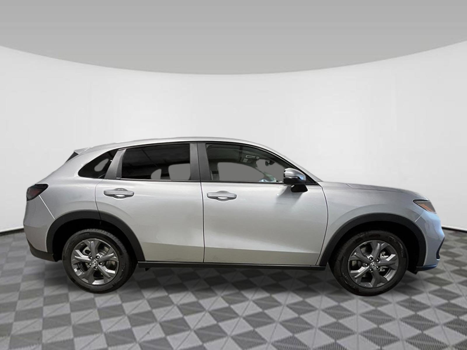 New 2027 Honda HR-V LX image 8