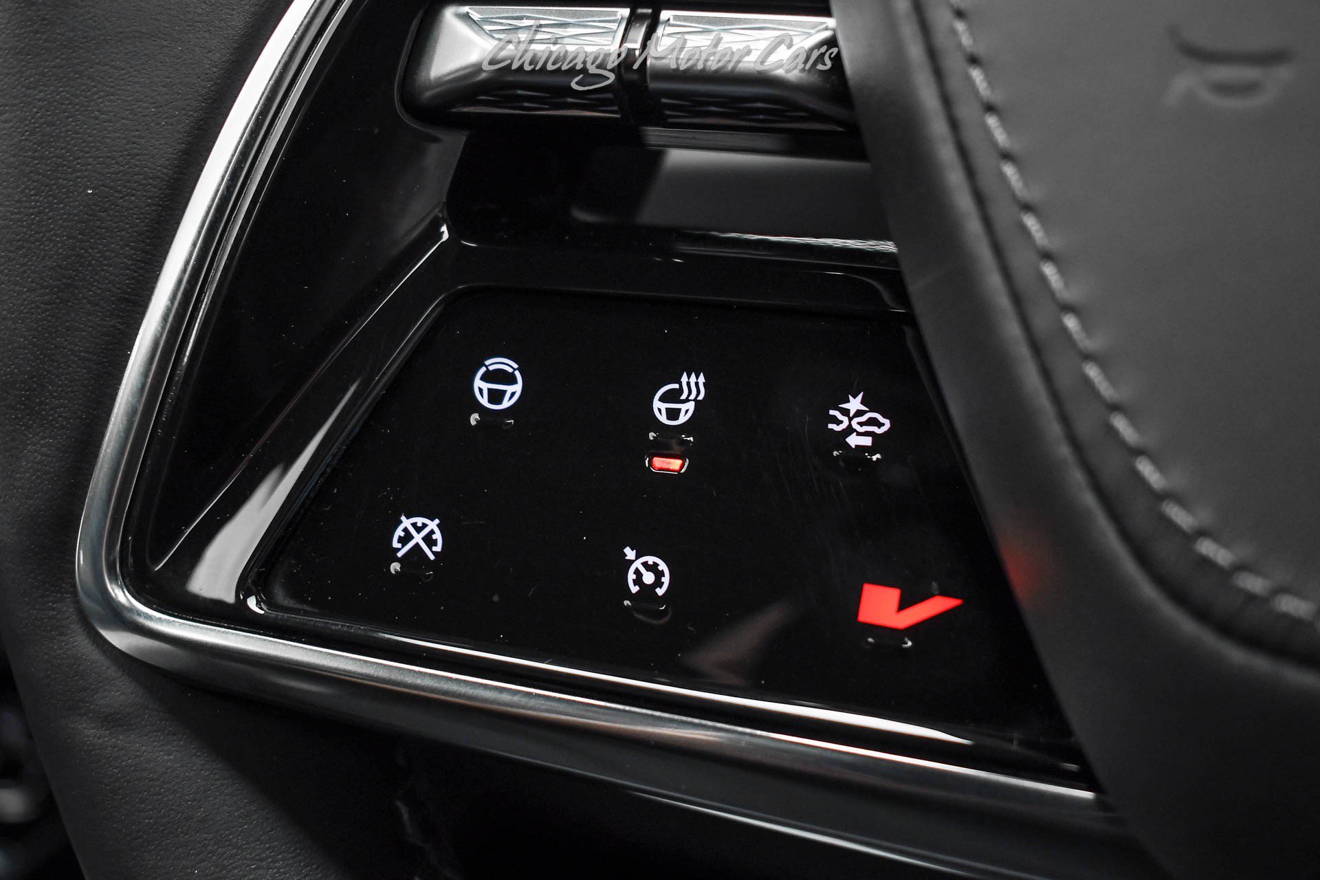 Used 2025 Cadillac Escalade V image 10