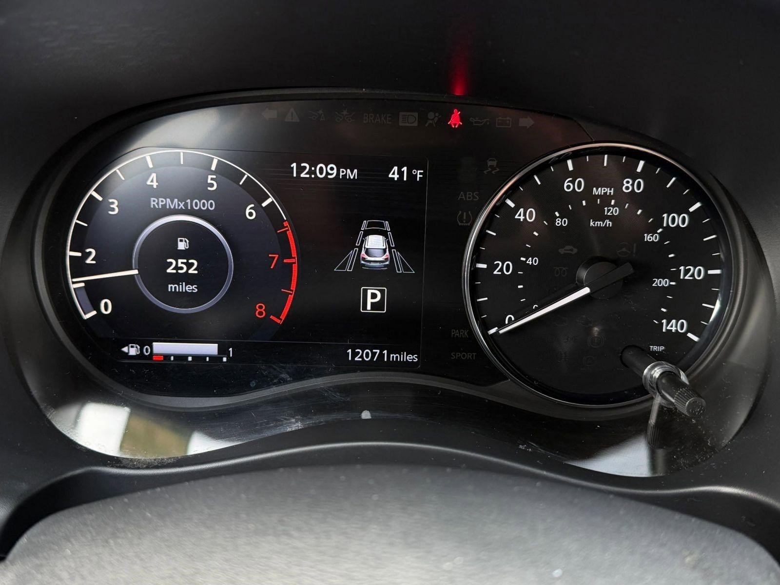 Used 2022 Nissan Kicks SV image 17