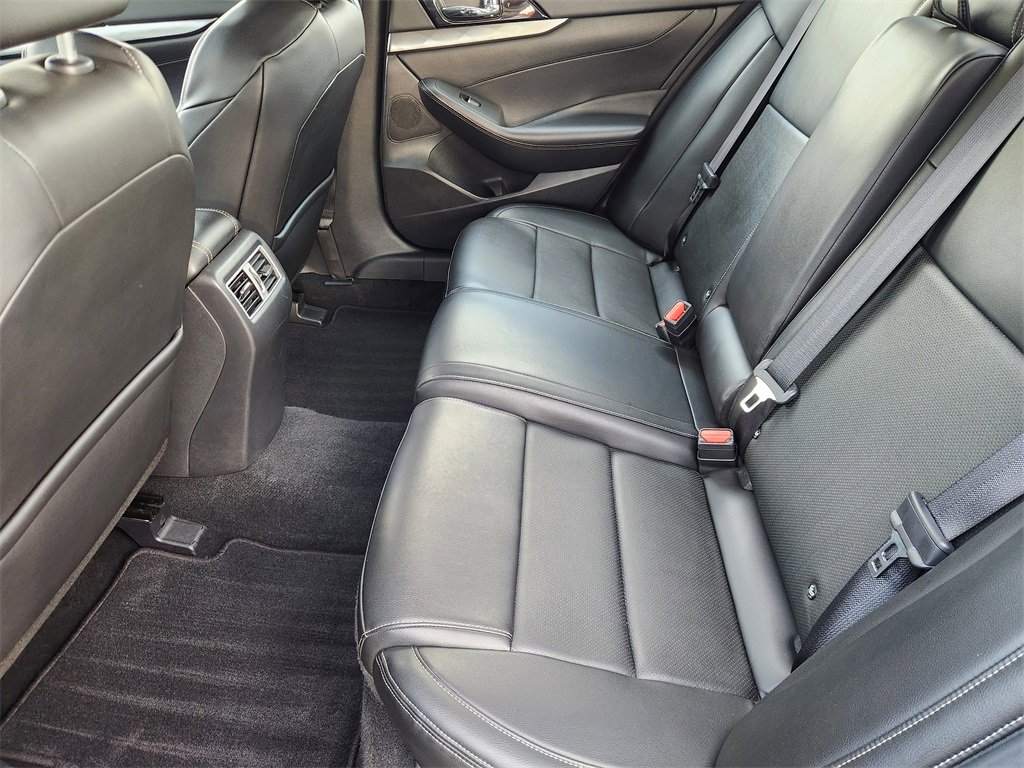 Used 2022 Nissan Maxima SV w/ Floor Mat Group image 30