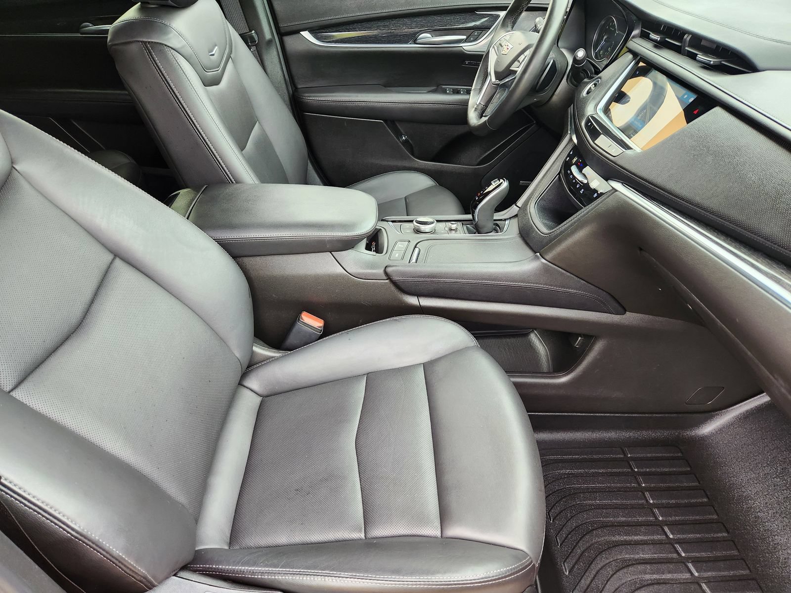 Used 2023 Cadillac XT5 Premium Luxury AWD/4WD image 17