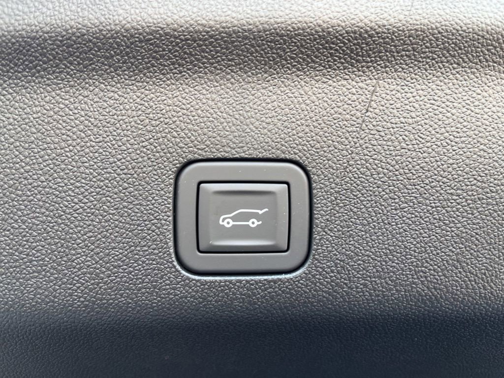 New 2025 Chevrolet Tahoe Premier image 25