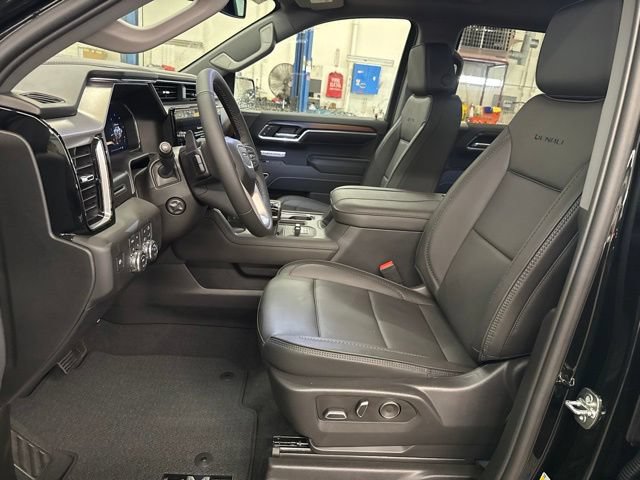 New 2026 GMC Sierra 1500 Denali w/ LPO, Black Badging Package AWD/4WD image 12