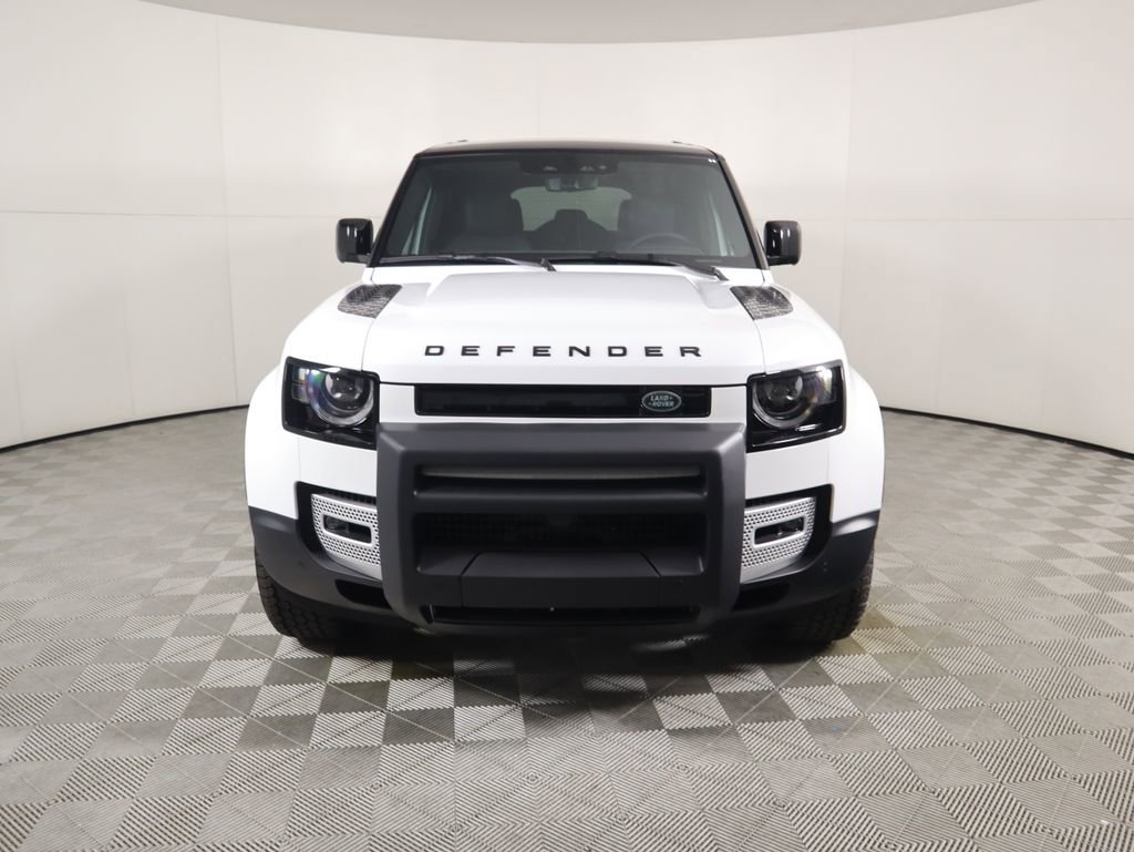 New 2025 Land Rover Defender 110 S image 2