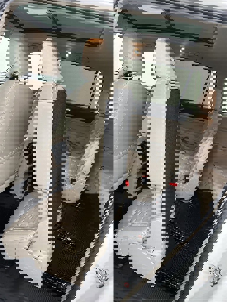 Used 2019 Volkswagen Atlas SEL Premium image 31