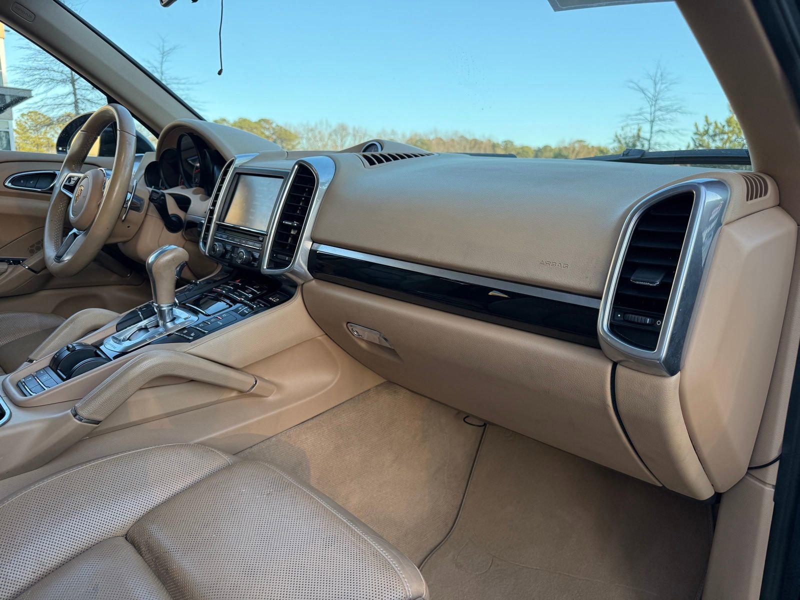 Used 2016 Porsche Cayenne image 23