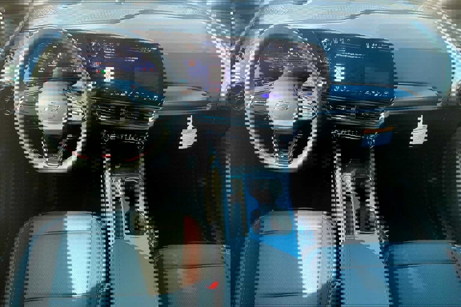 New 2026 Chevrolet Equinox EV RS image 5