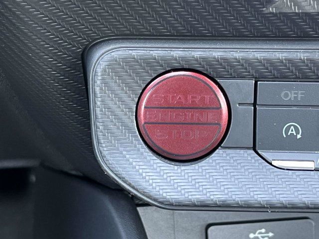 Used 2025 Ford Mustang Coupe RWD image 30