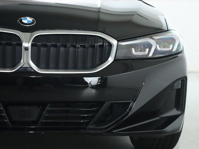 Used 2026 BMW 330i xDrive Sedan w/ Premium Package AWD/4WD image 8
