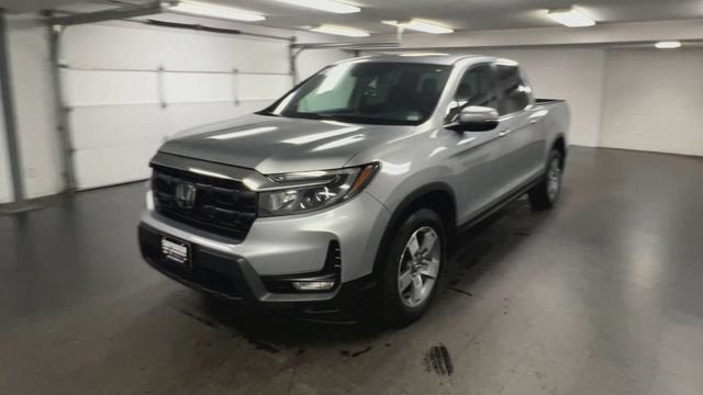Used 2025 Honda Ridgeline RTL image 4